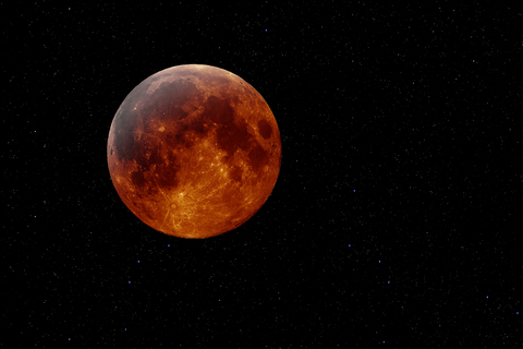 Slightly Obsessed #069: Blood Moon